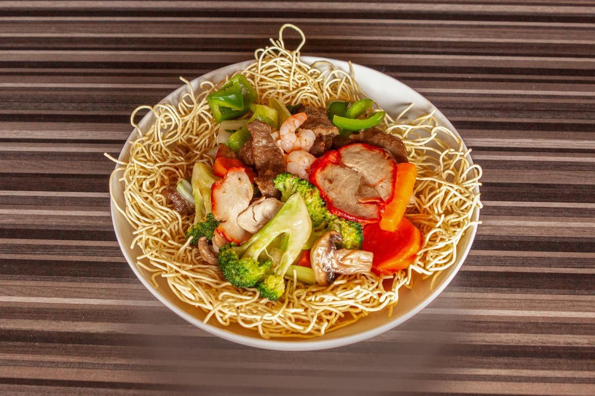 Cantonese Chow Mein