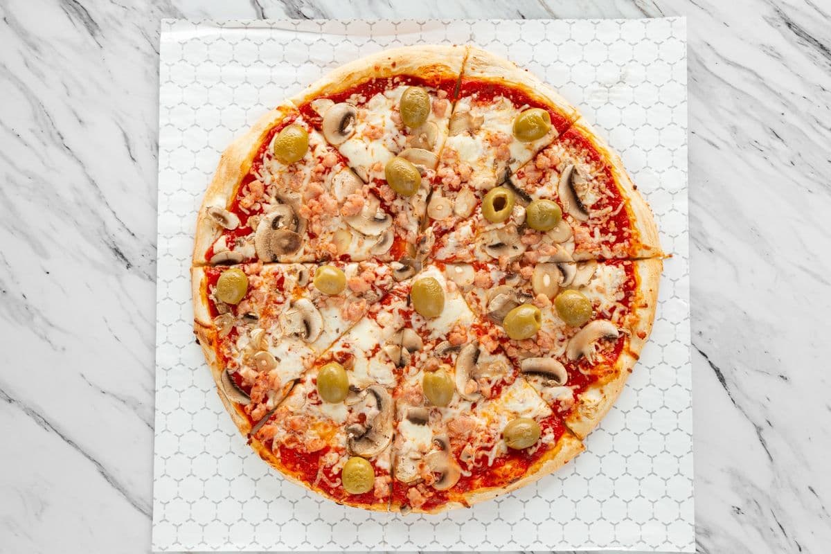 Americano pizza