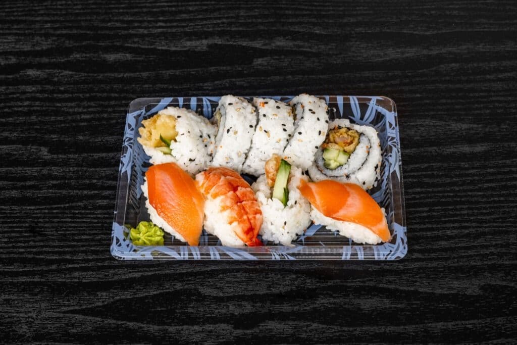 Dynamite Roll (6 Pcs) and Nigiri (3 Pcs)