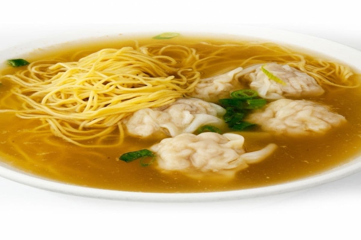 Soupe Wonton et Nouilles aux Oeufs / Wonton and Egg Noodle Soup