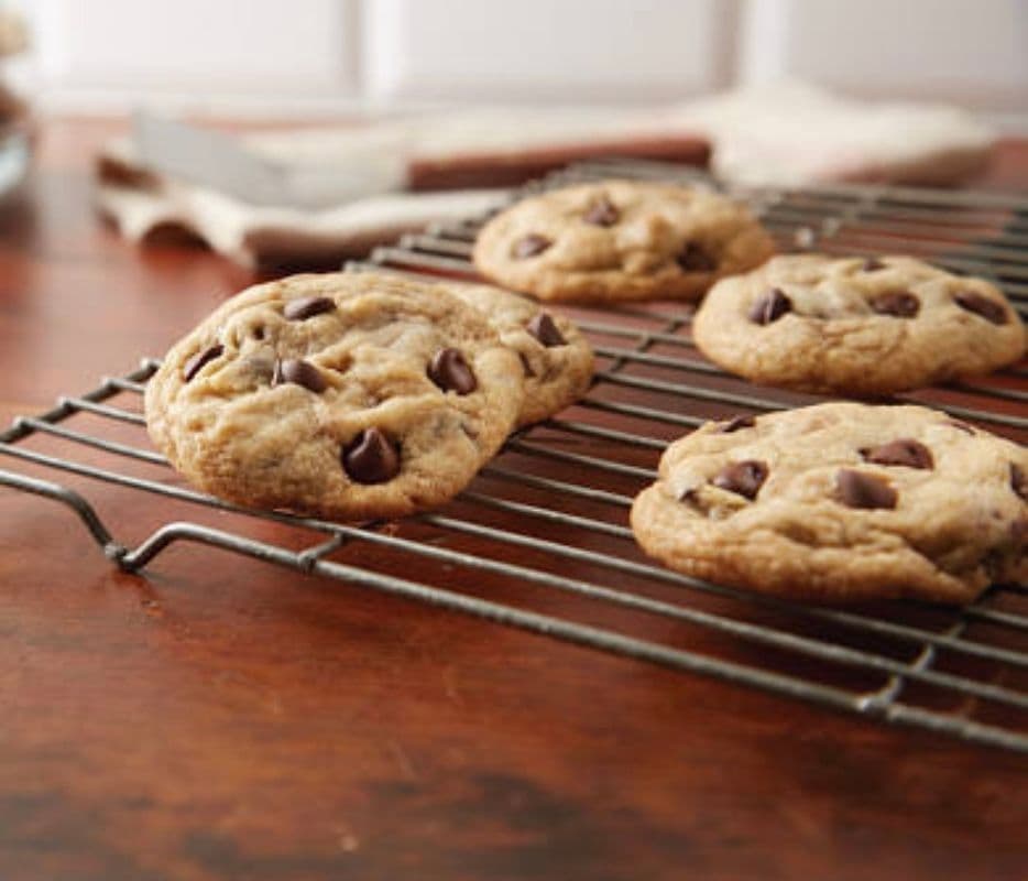 CHOCOLATE CHIP COOKIES