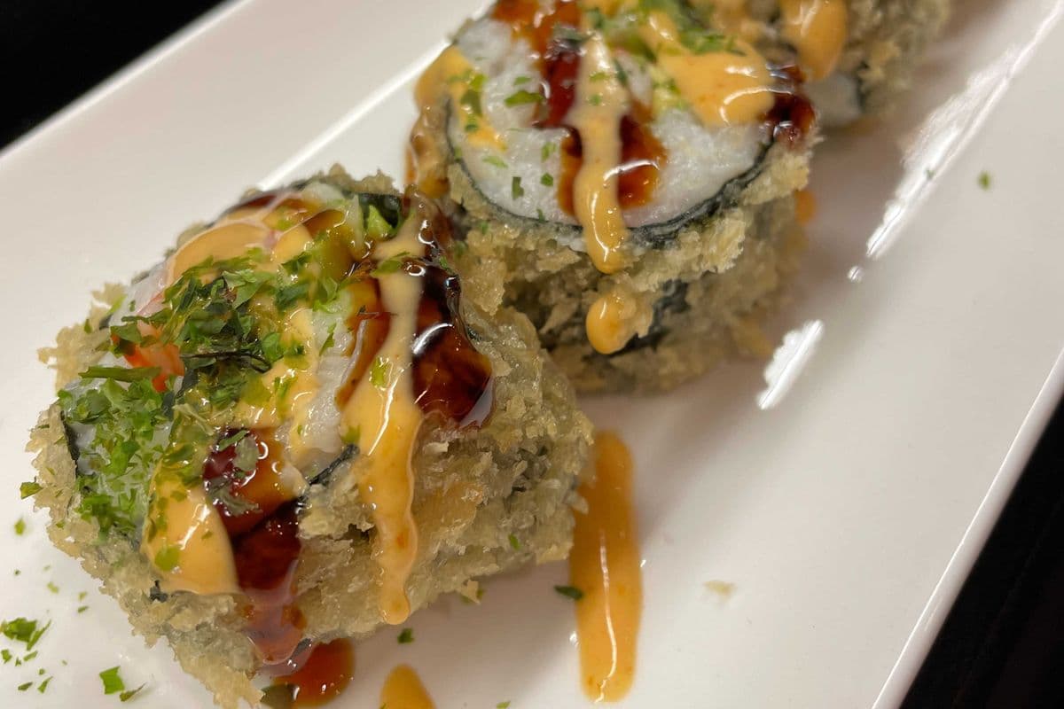 Deep Fried California Roll 黃金卷