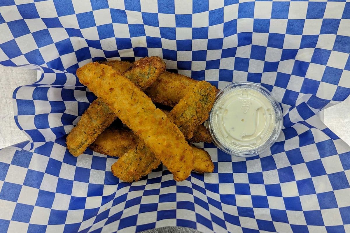 Deep-Fried Pickles (6) with Ranch Sauce
