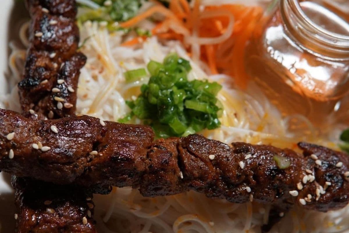 BBQ Beef Vermicelli / Bun Bo Nuong