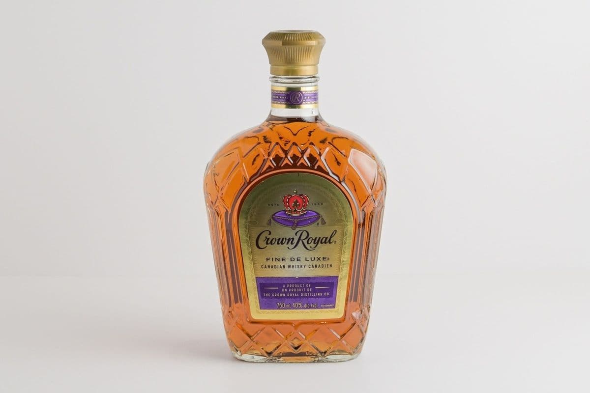 Crown Royal (750 ml) (1 x 750 ml)