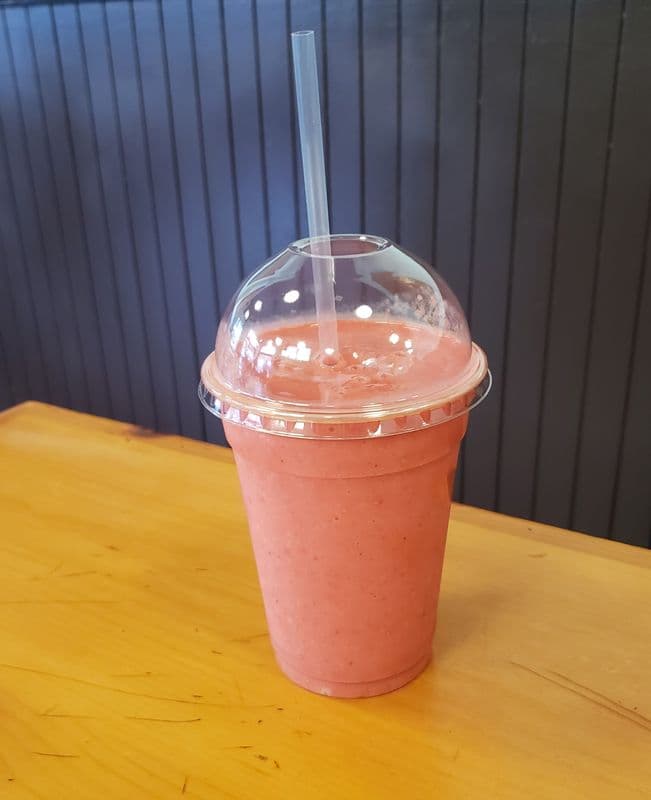 Raspberry Mango Smoothie