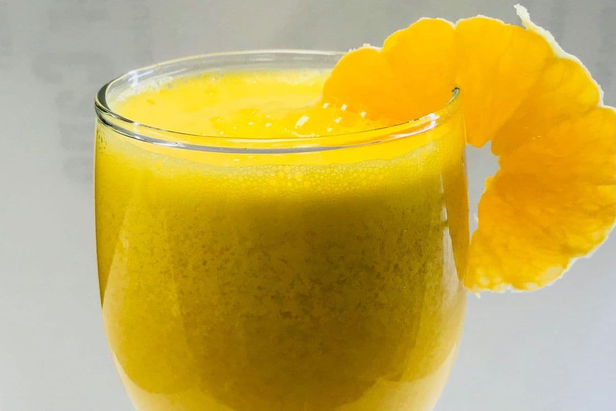 Fresh Orange Cold Press Juice 2 Litre Bottle (64 oz)