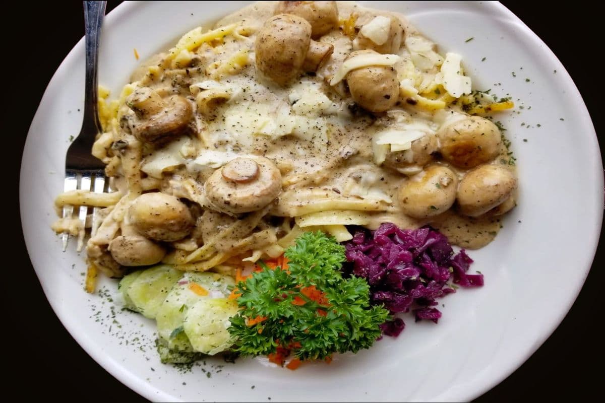 Kopytka and Funghi