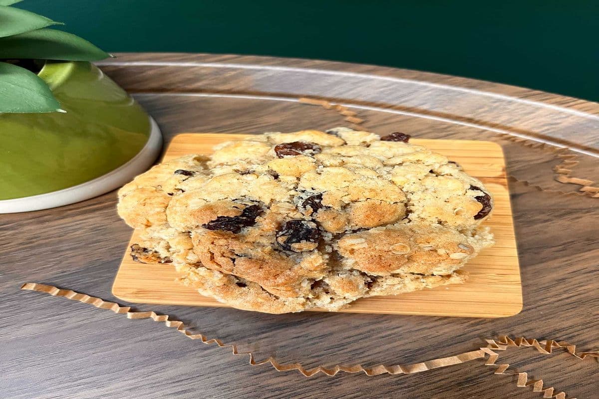 Oatmeal Raisin Cookies
