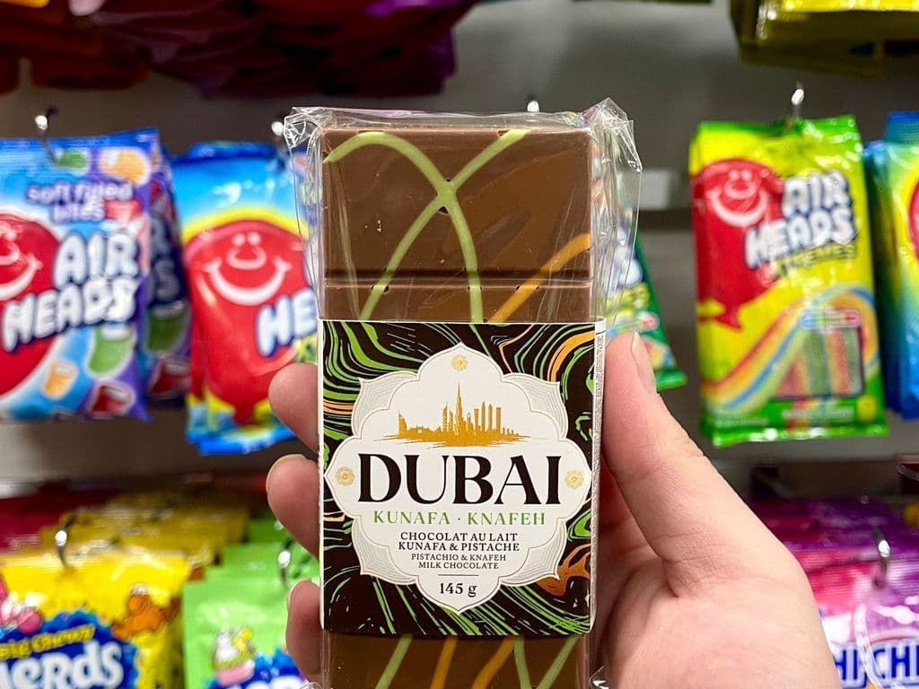 Dubai Kunafa Chocolate (145g) - Pistachio