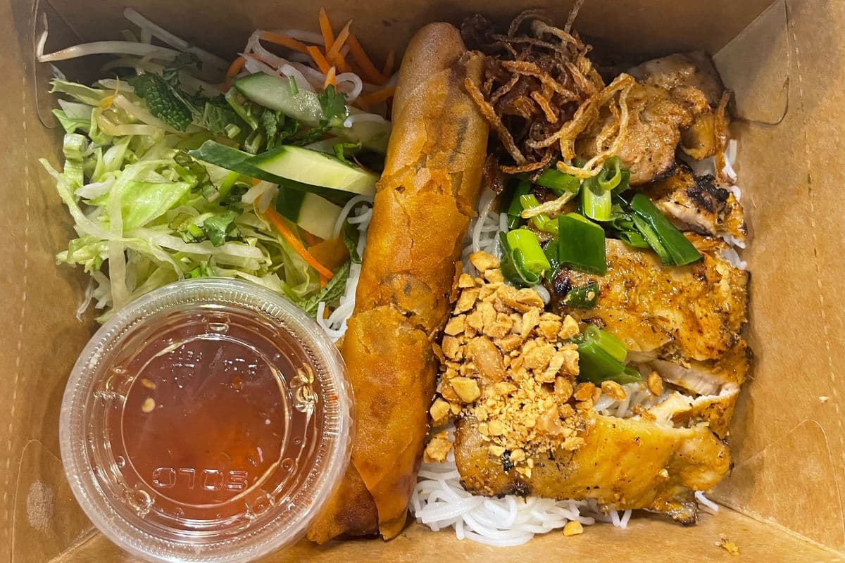 16. Chicken and Spring Roll Vermicelli