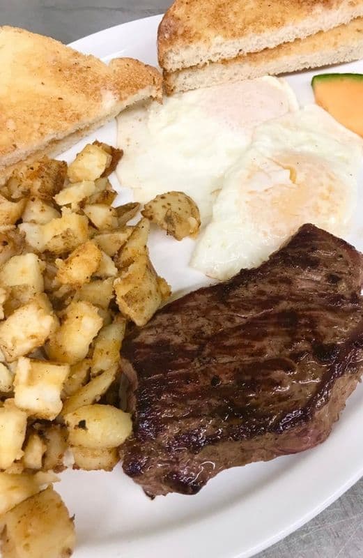 Steak and Eggs (6 oz)