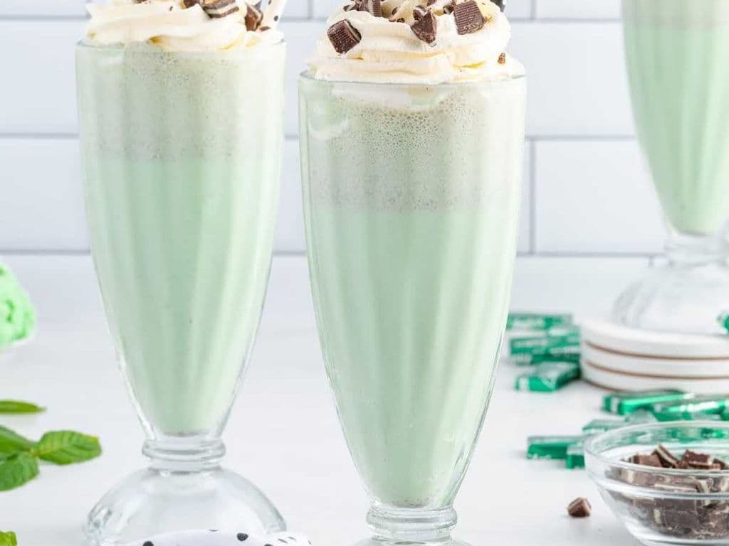 FRAPPÉ À LA MENTHE ET VANILLE