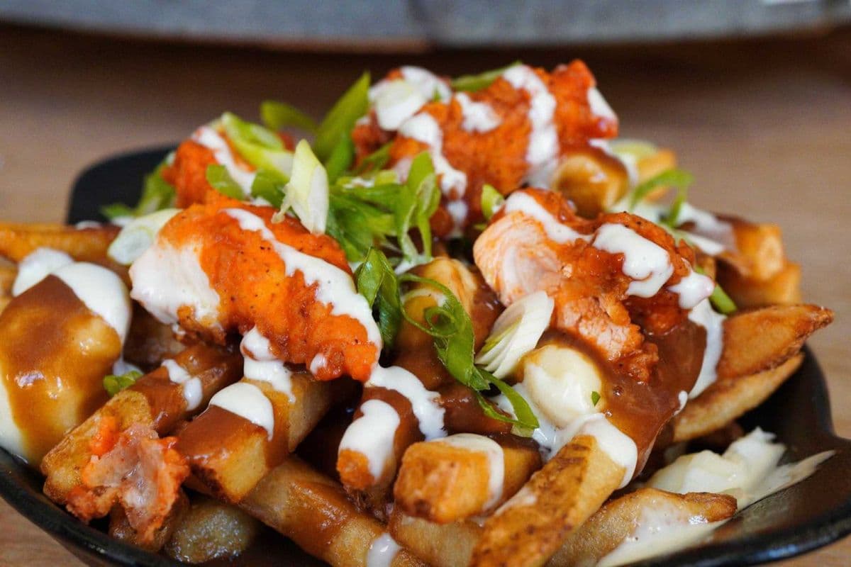 Buffalo Chicken Poutine