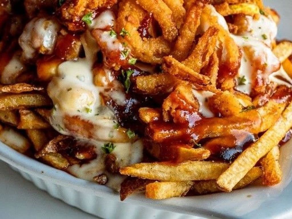 BBQ Rancher Poutine