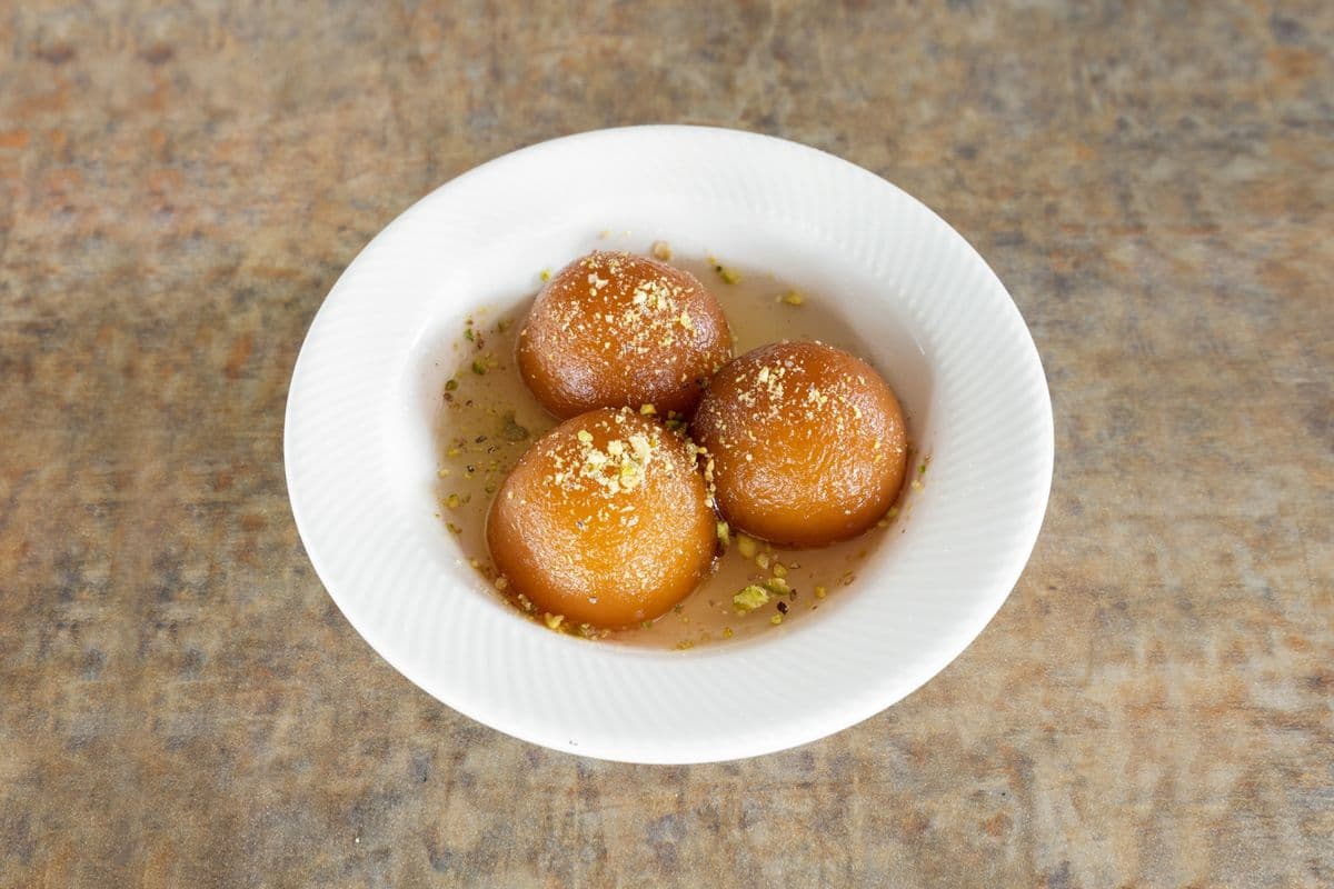 Gulab Jamun (3 pcs)