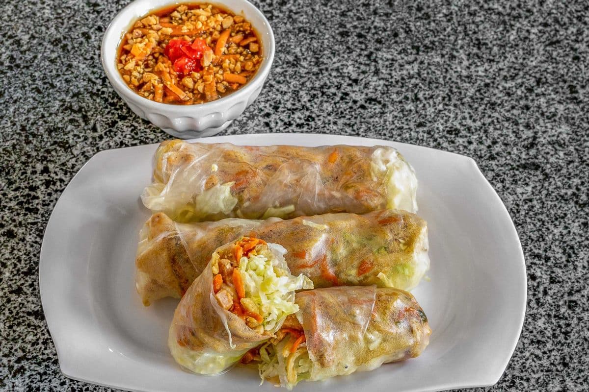 42. Vegetarian Salad rolls