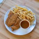 Menu pour enfants - Doigts de poulet croustillant / Kids' Menu - Crispy Chicken Fingers