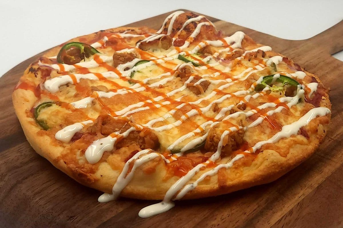 10" Buffalo Chicken Camrose Style