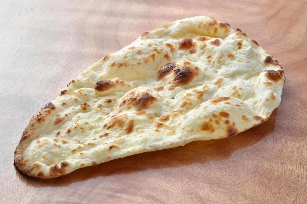 Fresh Naan (1 pc)