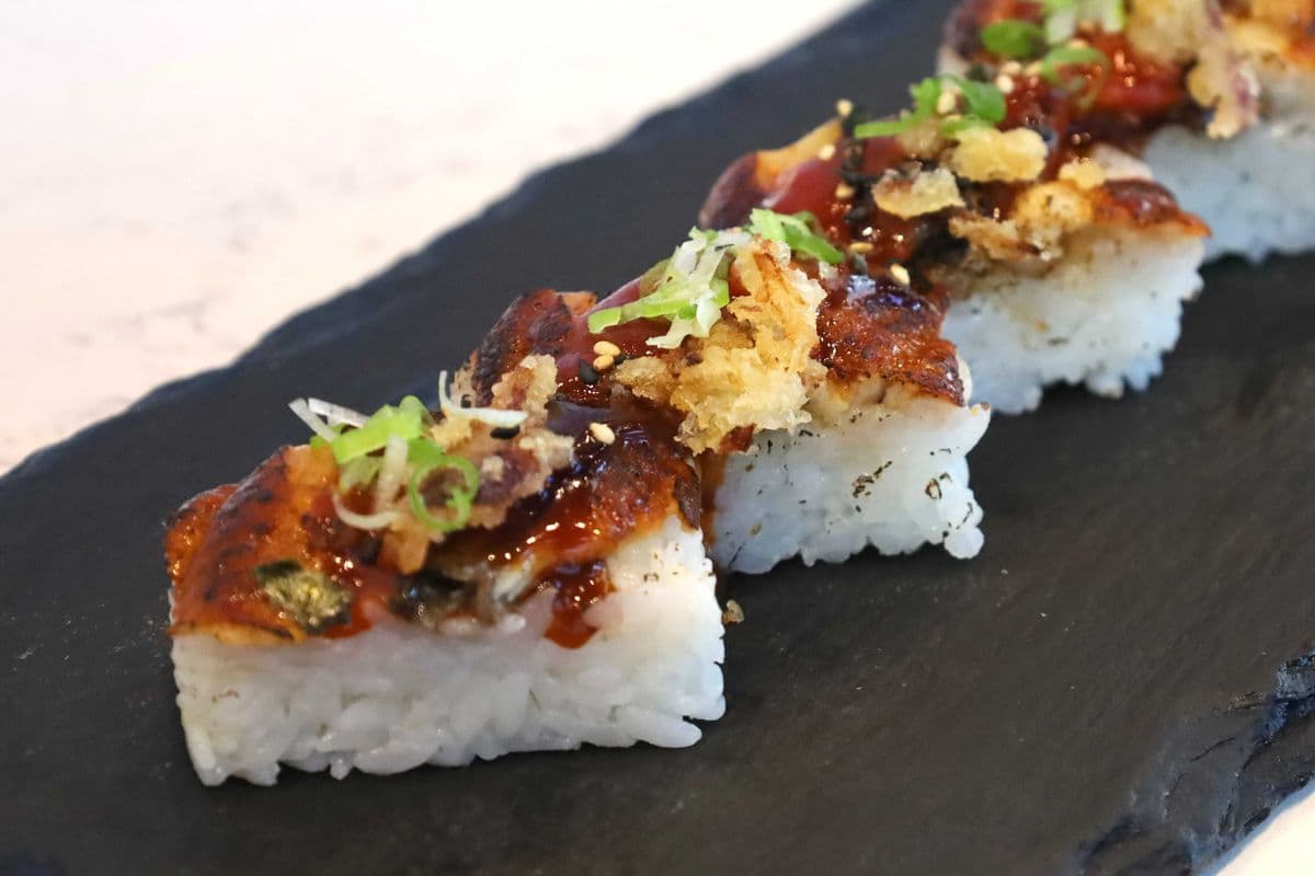 Unagi Oshi