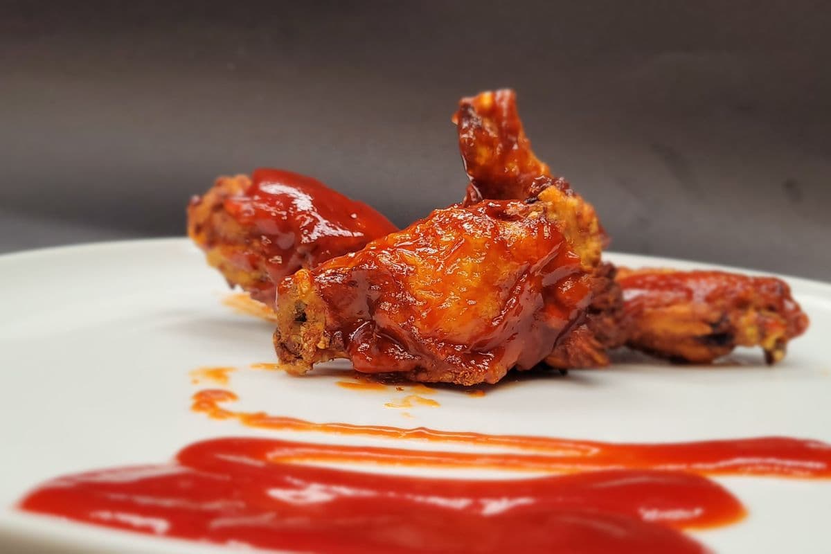 Triple (28 Wings)