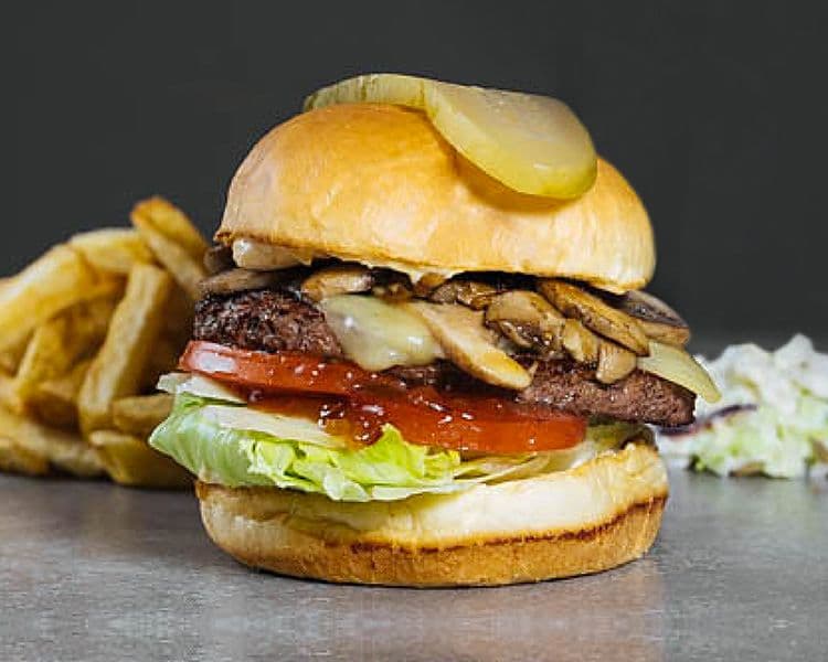 Monty Mushroom Bigger Burger (6 oz)