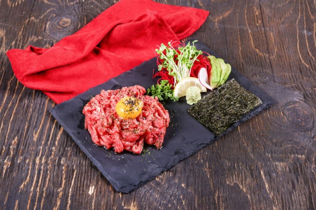 육회 / Beef Tartare
