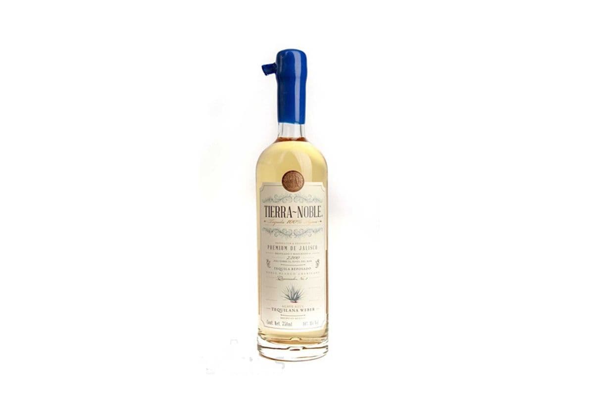 Tierra Noble Tequila Reposado (1 x 750ML)