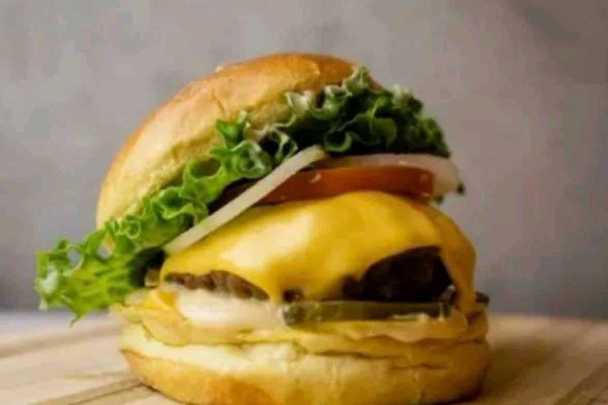 Cheese Grenade Burger (5 oz)