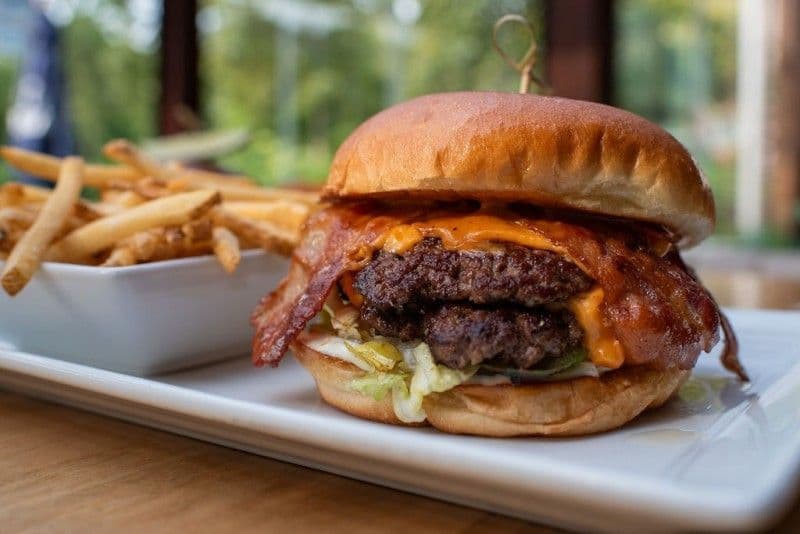JALAPENO BACON SMASH BURGER