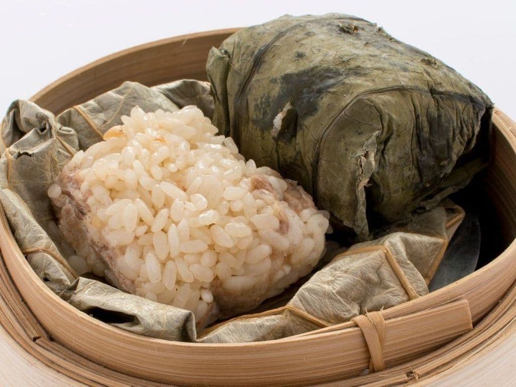 D07. Sticky Rice in Lotus Leaf (3 Pcs)