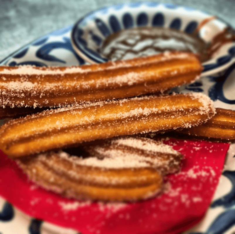 Churros Con Cajeta
