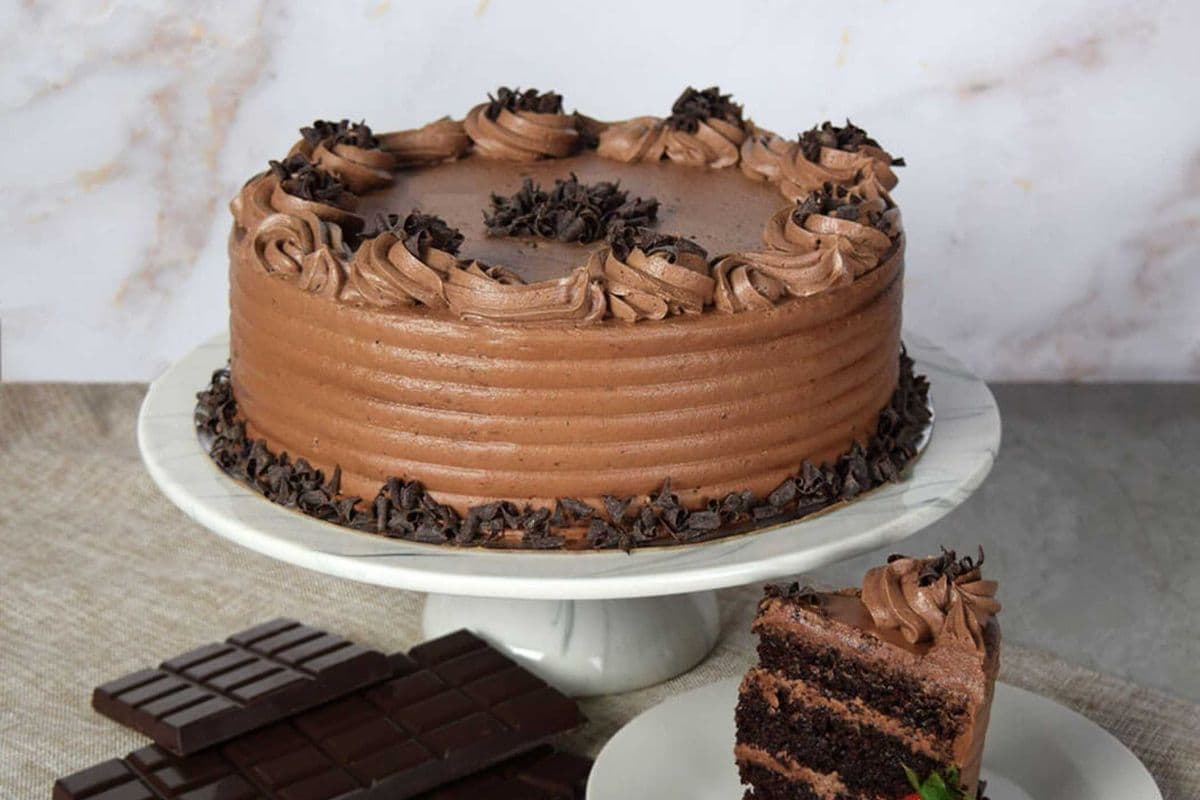 Chocolate Cake 9"
