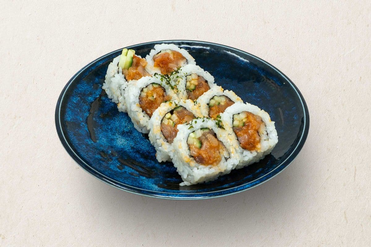 Spicy Tuna Roll (Spicy) (8pcs)