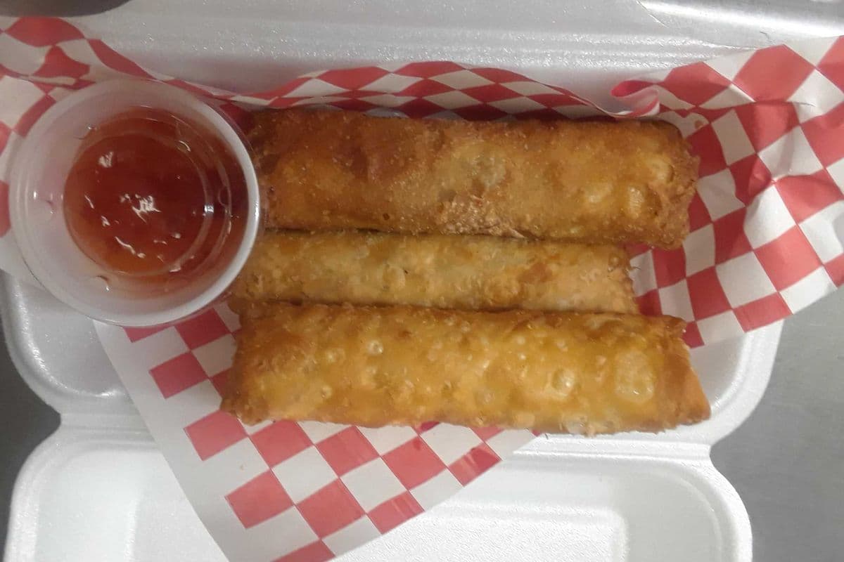 Crispy Egg Rolls (3 pcs) (3pc)