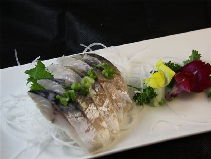 Saba Sashimi