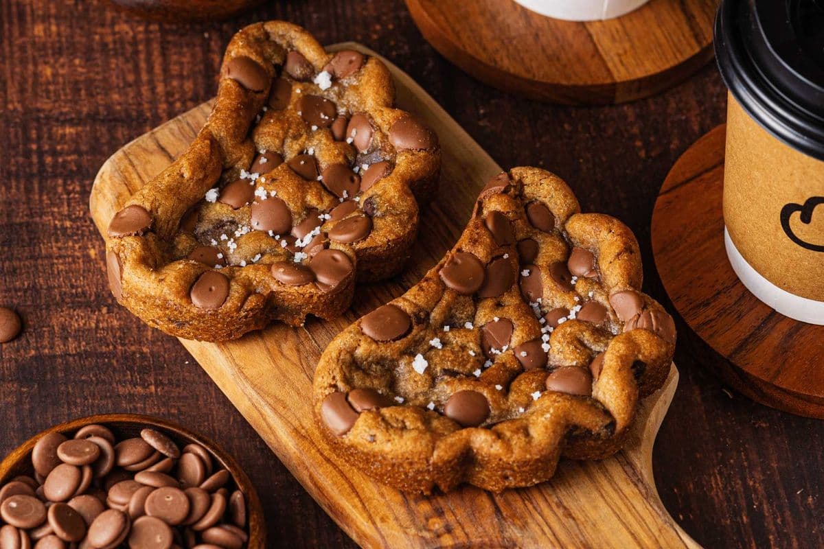 Chocolate Chip Cookie