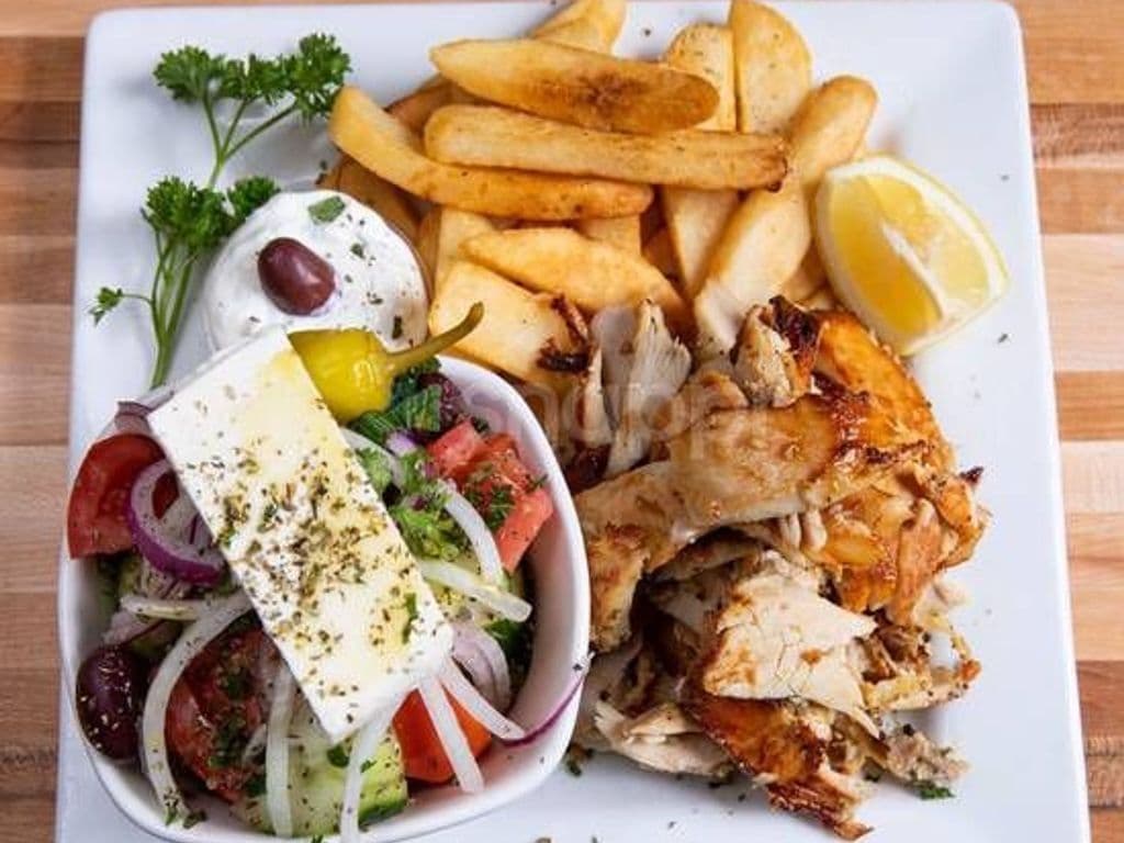 Gyro au Poulet (Viande Tranchée) / Chicken Gyro (Loose Meat)