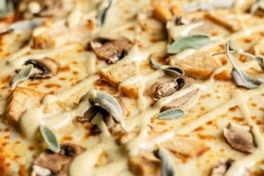 PIZZA - Garlic Chicken & Mushroom