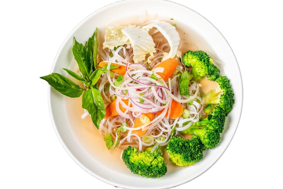 P17. Pho Plain Noodle with Veggies (Large)