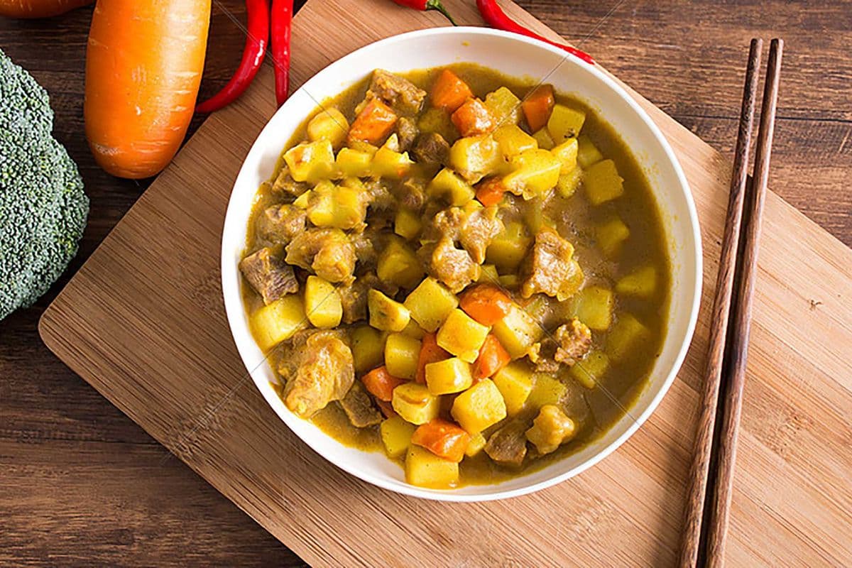 G9. Sliced Beef with Curry Sauce (Curry Beef)