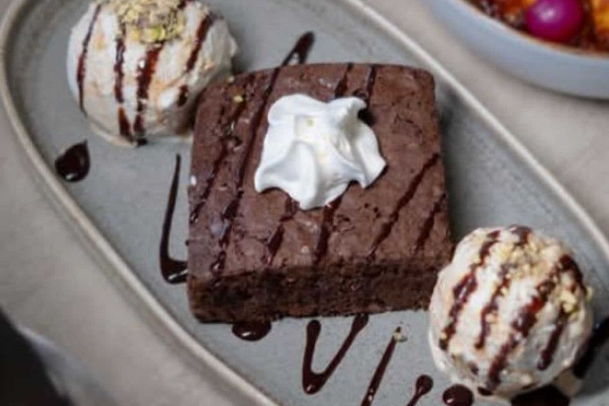 Walnut Brownie and Ice Cream