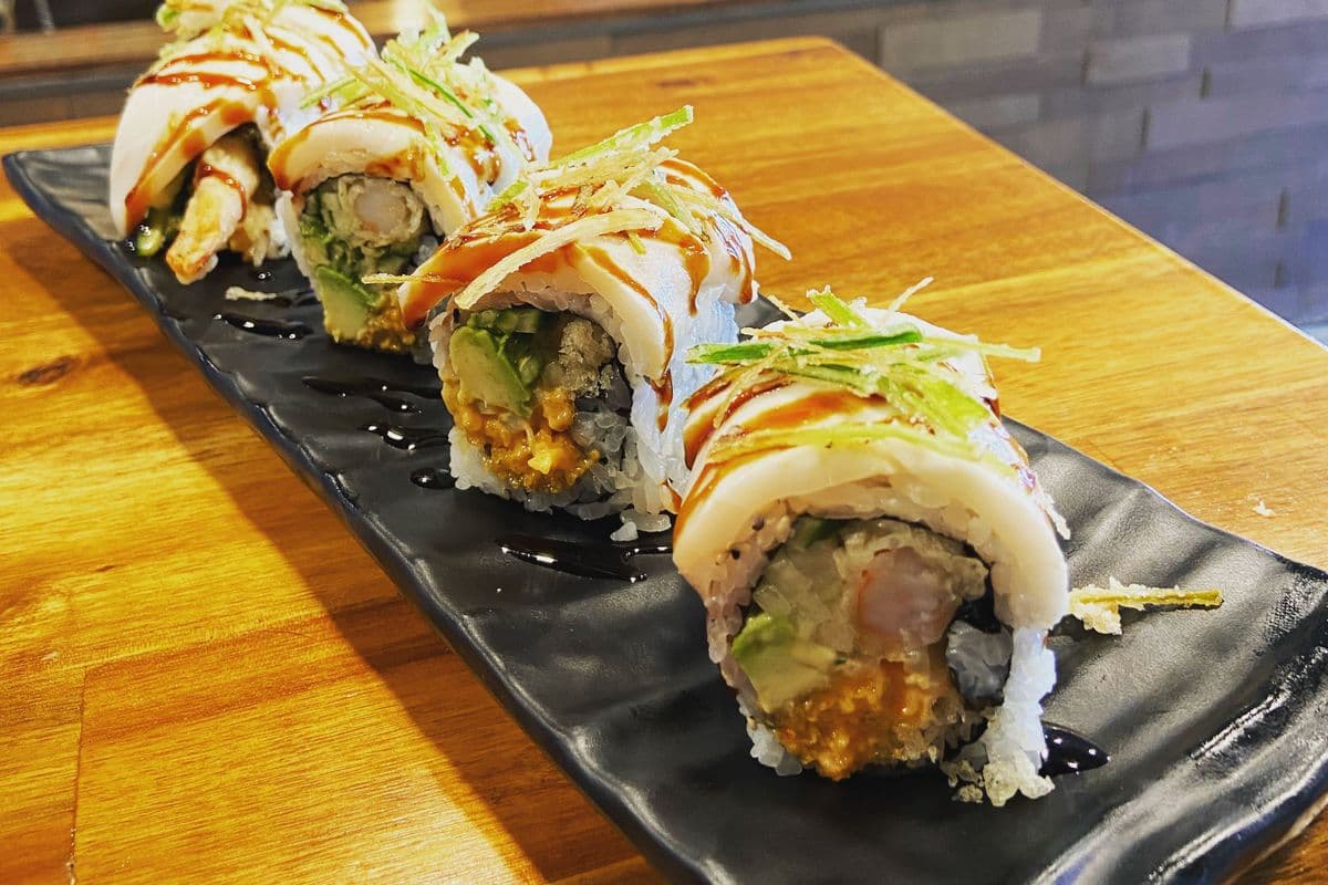 White Dragon Roll(8pc)