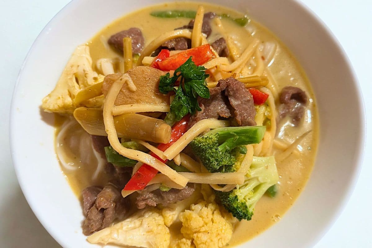 Green Curry Noodles