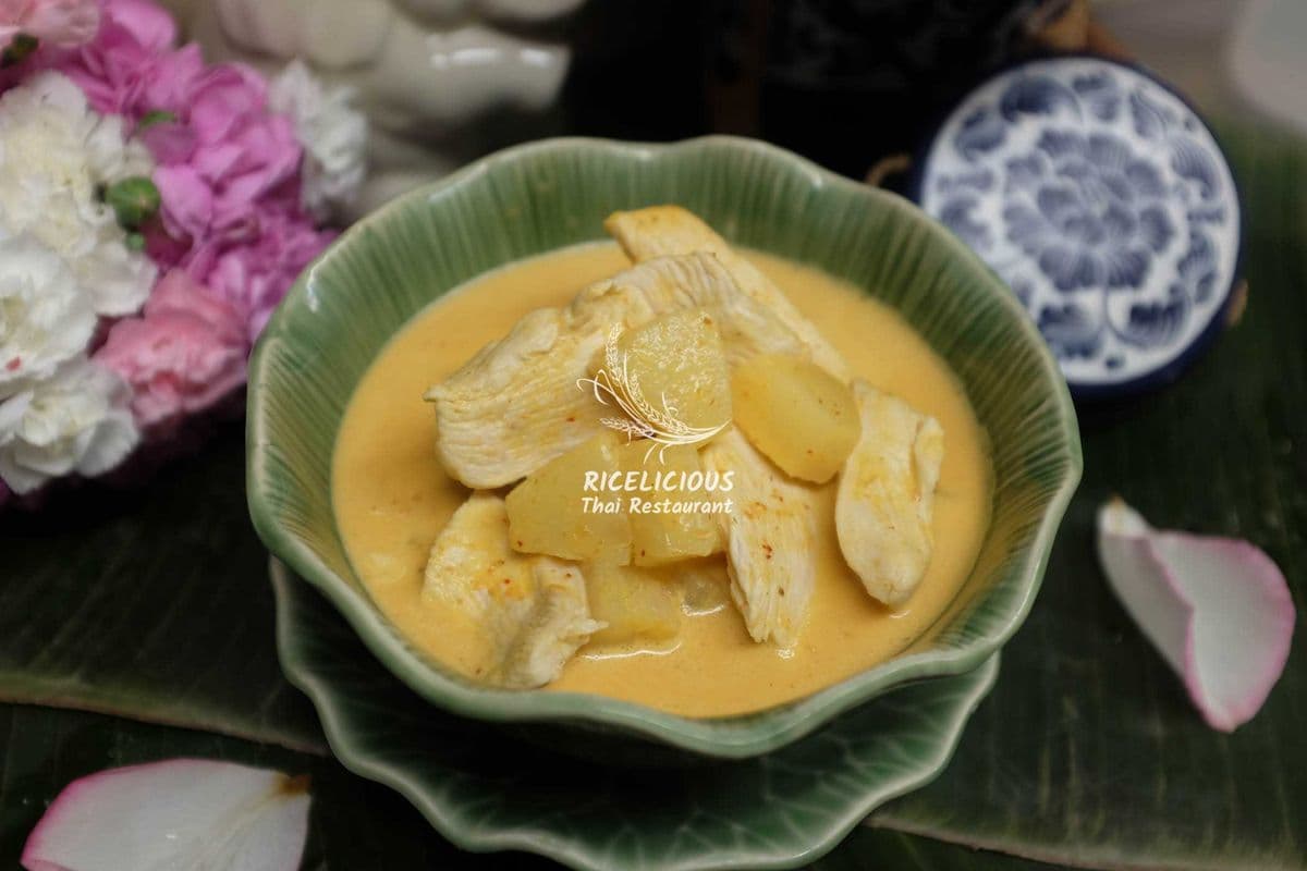 C5. Pineapple Curry