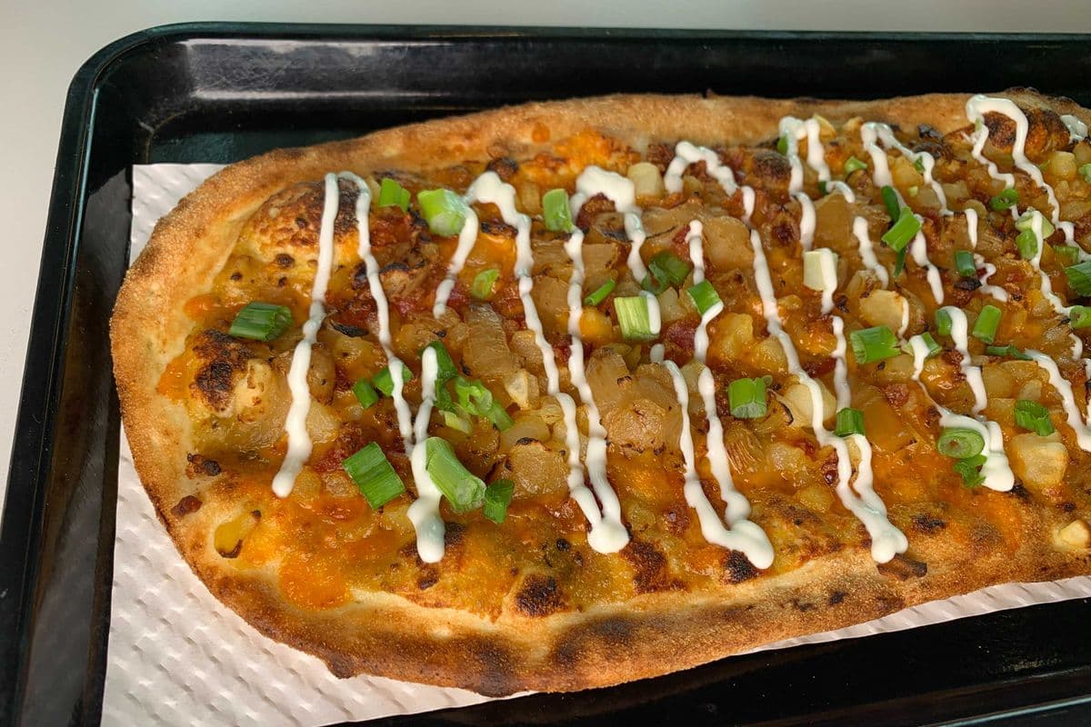 Ode to Ukraine Signature Pizza