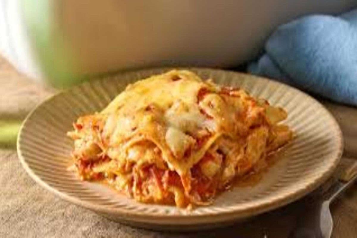 CHICKEN LASAGNA