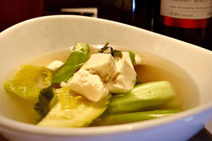 S7. Vegetarian Clear Soup with Tofu