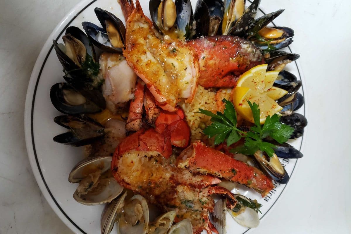 Parrillada de Mariscos / Grillade de Fruits de Mer / Grilled Seafood Plate